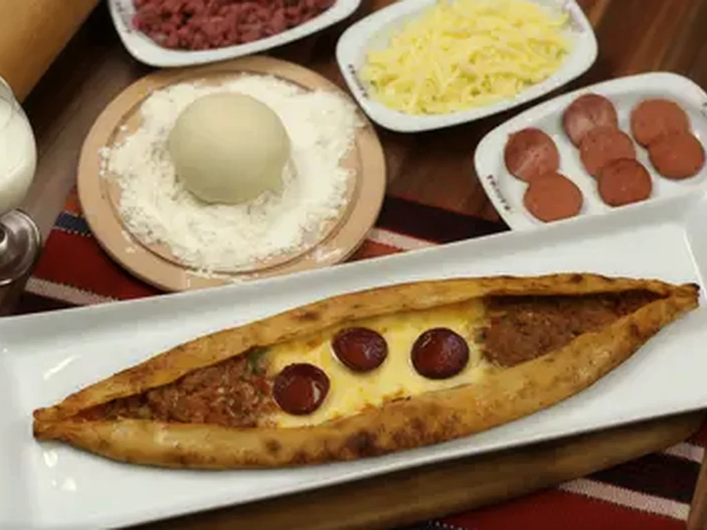 Karışık Pide